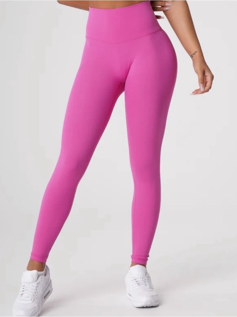 NVGTN High-Waist Pink Leggings